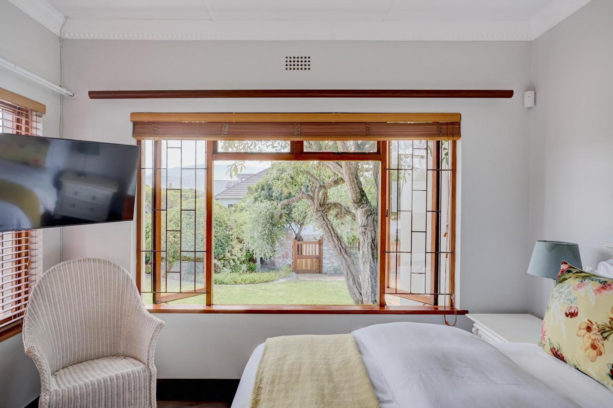 Beautiful Abalone Hotel Hermanus Exterior photo