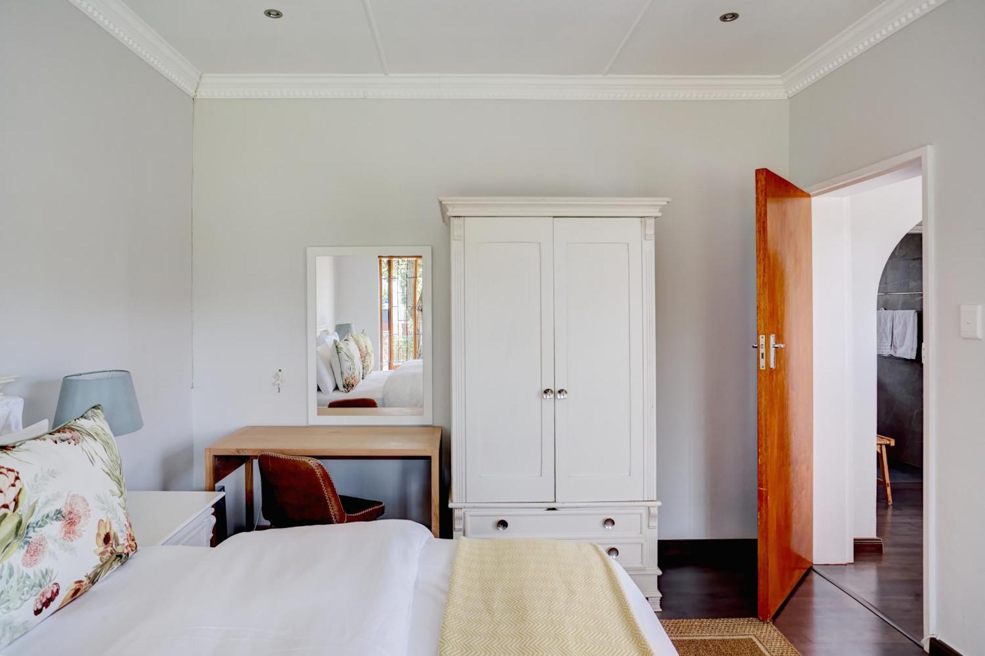 Beautiful Abalone Hotel Hermanus Exterior photo